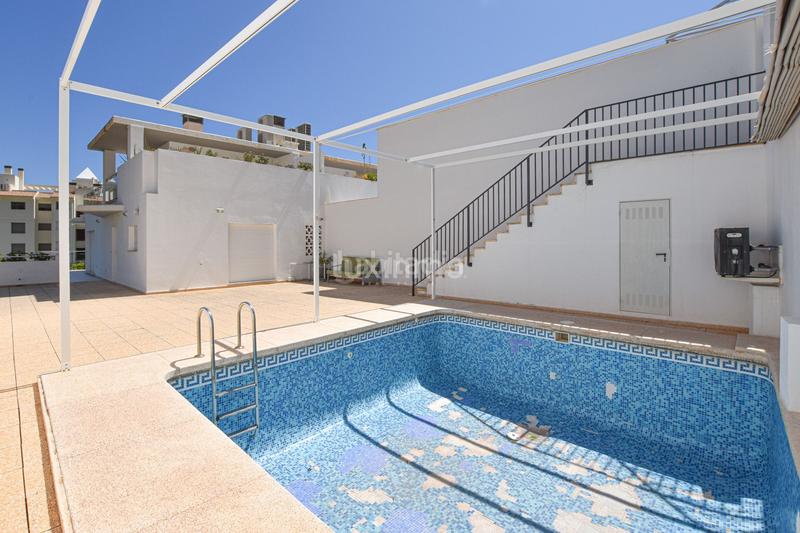 Foto dadd5495-2b03-4755-9aa7-4b9ce2e27b2c. Semi detached house with pool in Mascarat Altea