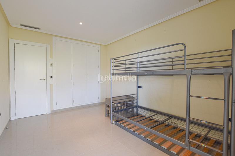 Foto f50f0270-e98b-4619-ae24-969bd266168a. Semi detached house with pool in Mascarat Altea