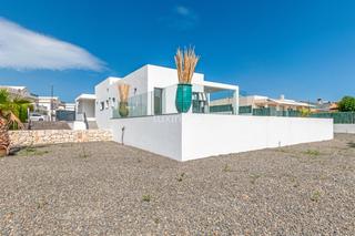 Chalet à El Tossal-Bello Horizonte. Impresionante villa moderna con vistas abiertas en bello horizon