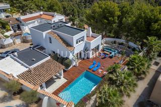 Chalet in Altea la Vella. Villa en venta con vistas panorámicas en altea la vella
