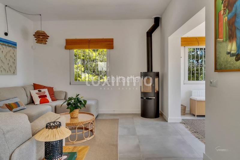 Foto ad40e9b7-215f-4b64-9568-38fae02b376f. Chalet con riscaldamento parcheggio piscina in Altea la vella Altea