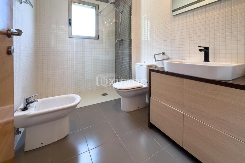 Foto 0795c91d-05af-4e9f-a899-d6fa902b458c. Chalet villa moderna e en Oltamar - Cucarres Calp