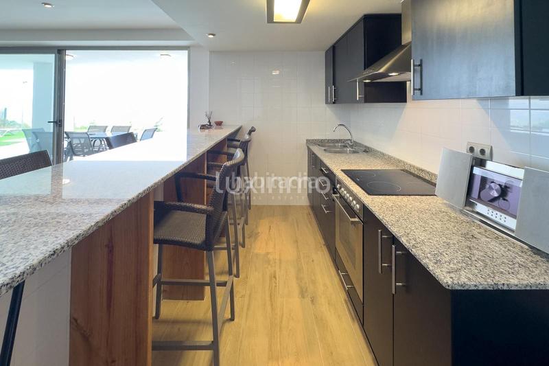 Foto 9ba74cf2-9093-42d7-b679-2dcedf3c1a7c. Chalet villa moderna e en Oltamar - Cucarres Calp