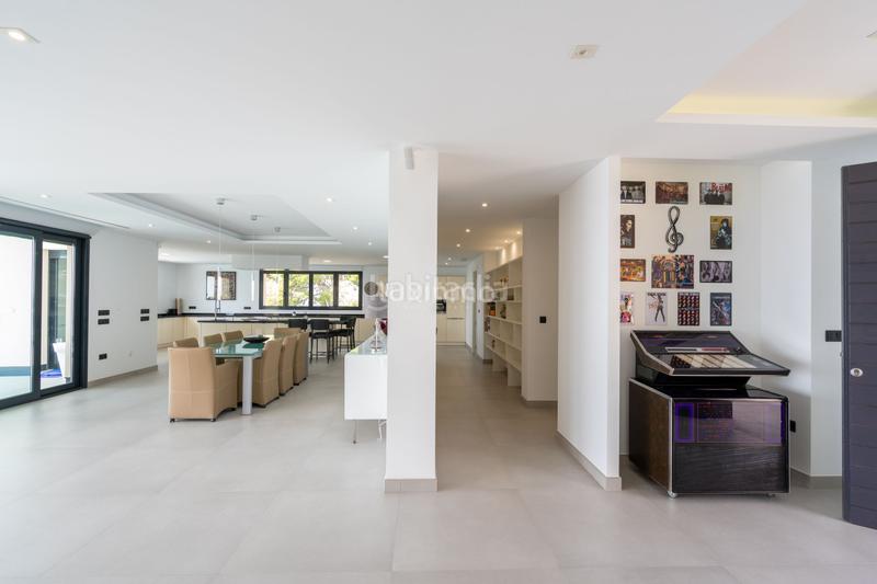 Foto 2a5bcfd5-847c-4a10-9a60-dd729510d25a. Chalet with heating parking pool in Altea la vella Altea