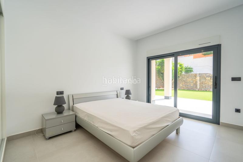 Foto c5414753-b4ac-41ae-8269-c809b77193d8. Chalet with heating parking pool in Altea la vella Altea