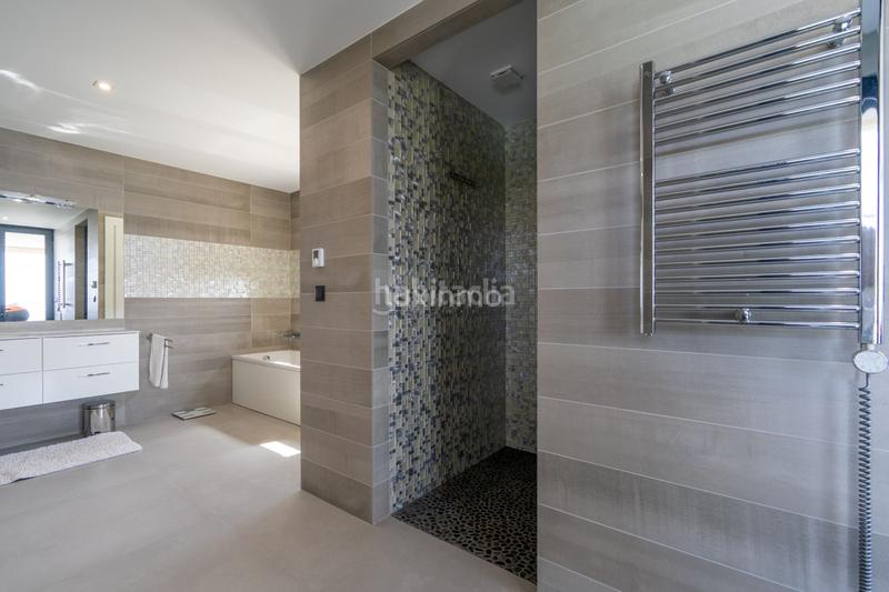 Foto cce5518c-dfc5-4171-a02f-73117135750b. Chalet with heating parking pool in Altea la vella Altea