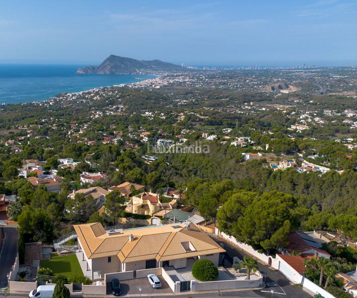 Foto d3bcb471-3957-4d9e-8532-d34dfbb4fcad. Chalet with heating parking pool in Altea la vella Altea