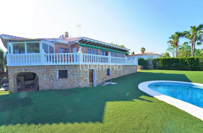 Foto 3497c49f-f04e-4e2f-9a8e-9928505143c9. Chalet  en venta en barranco hondo en Coloma Nucia (la)