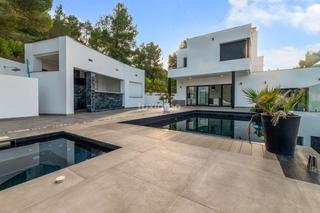 Chalet in L´Albir. Preciosa villa con vistas al mar y vistas panorámicas  en venta