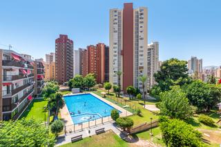 Zweistöckige Wohnung in Rincón Alto. Impresionante dúplex moderno remodelado en venta en playa de lev