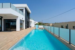 Chalet en Benicolada - Las Adelfas. Impresionante chalet de 4 dormitorios en calpe
