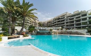 Pis a Mascarat. Apartamento de lujo en primera línea de playa con vistas al mar