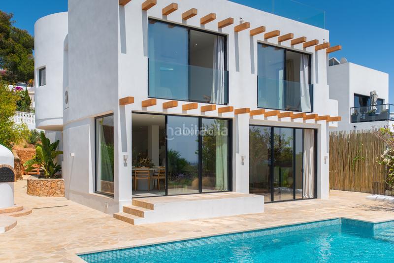 Foto c9fb9cbc-2da8-49b3-be62-f4e3bc0b61b9. Xalet amb calefacció piscina a Jesús Santa Eulària