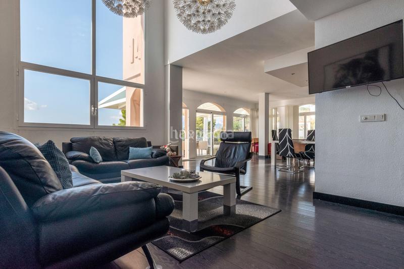 Foto 3e297dae-9b04-4943-ab34-769151a31b66. Chalet avec chauffage parking piscine dans Altea la vella Altea