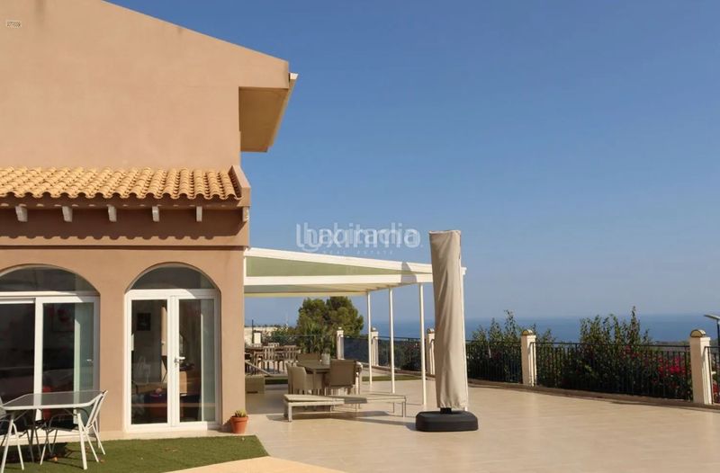 Foto d0dbd081-cd37-4db5-8474-5878e85be01d. Xalet amb calefacció aparcament piscina a Altea la vella Altea