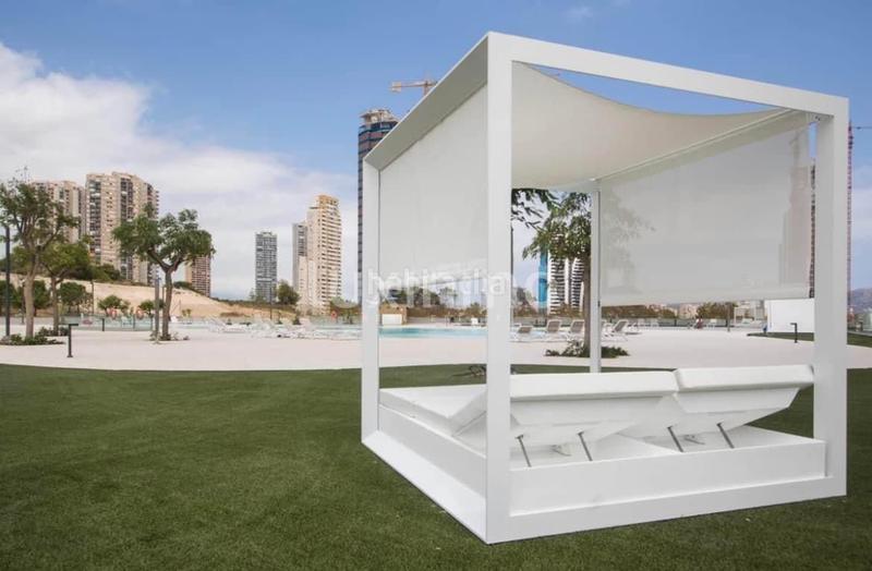 Foto 350ab678-eb7e-41f1-ba3f-ab945ebd4e8f. Appartement avec parking piscine dans Playa Poniente Benidorm