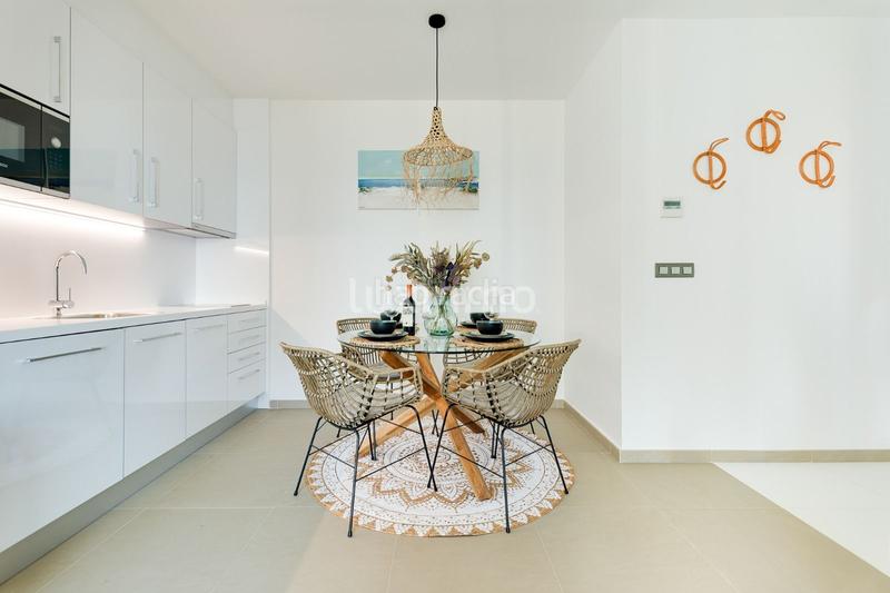 Foto ba1e2ff8-b4ab-4e5b-bda9-aaf1c6d03ecf. Appartement avec parking piscine dans Playa Poniente Benidorm