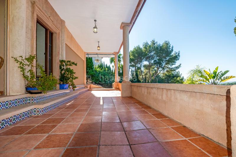 Foto 864e773b-7b4f-4800-9504-fc0580ab02e1. Chalet avec chauffage parking piscine dans Altea la vella Altea