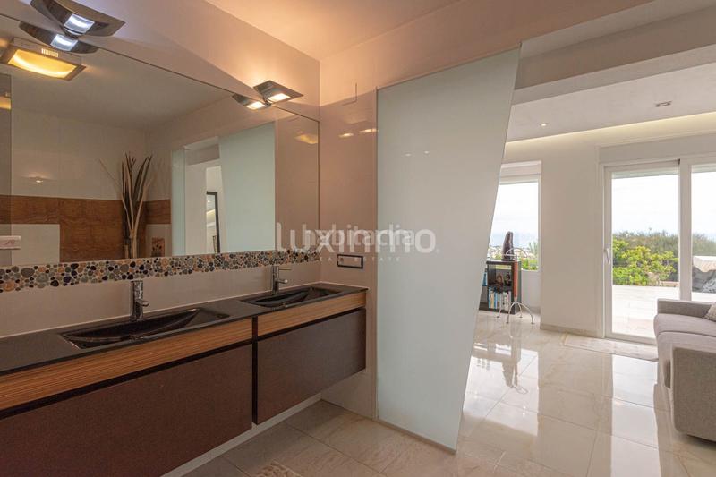 Foto 2b6718c4-3698-449a-88ea-d9252c1f04e9. Chalet with heating parking pool in Oltamar - Cucarres Calp