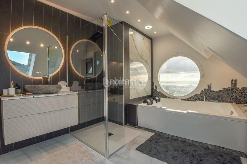 Foto e72b2842-0ea0-424f-a624-39e5aafce136. Chalet with heating parking pool in Oltamar - Cucarres Calp