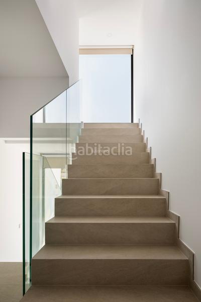 Foto 462fd1b0-608c-4815-8f5f-4d693fe0b14a. Casa aparellada amb calefacció aparcament piscina a Calp