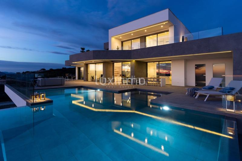 Foto e87e780c-6545-4591-8082-0c4fd69dbc63. Chalet avec piscine dans Cumbre del Sol Poble Nou de Benitatxell (el)