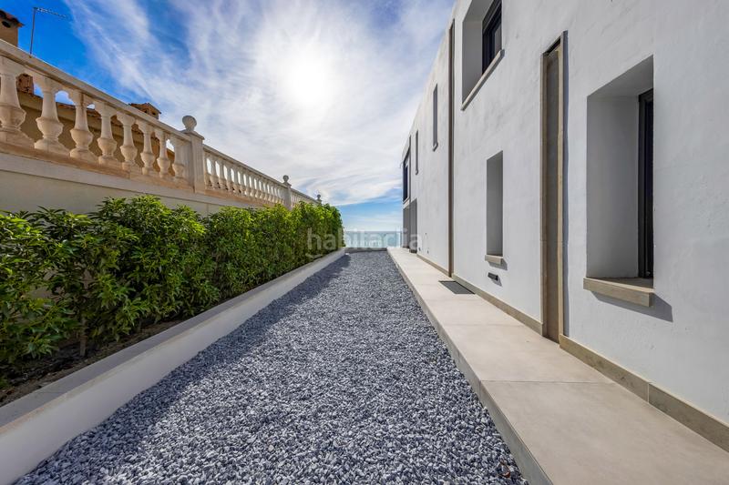 Foto 4f383917-ae46-4178-bd64-00ff8e1d1705. Xalet amb calefacció aparcament piscina a Pueblo Español-Coveta Fumá Campello (el)