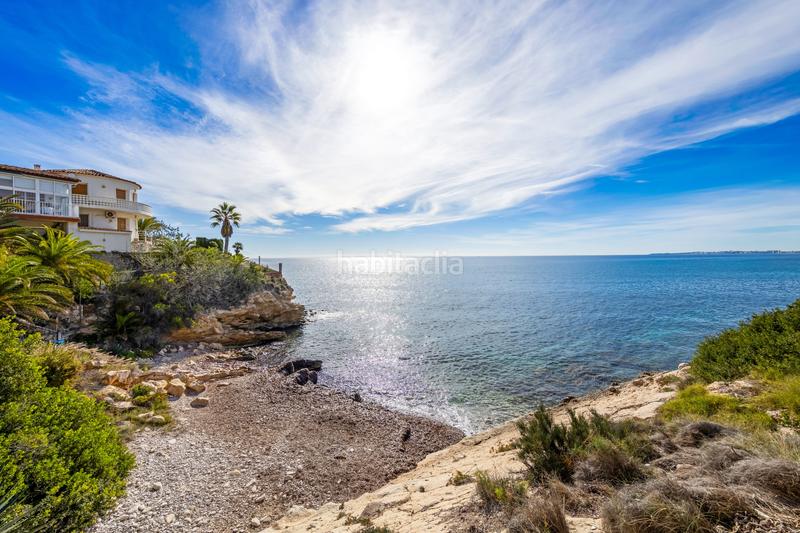 Foto a186eb00-5ff4-422a-93d0-86471b5df074. Xalet amb calefacció aparcament piscina a Pueblo Español-Coveta Fumá Campello (el)
