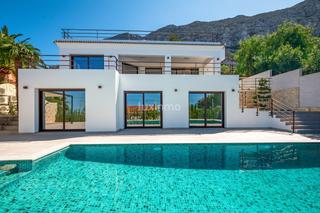 Chalet en El Montgó. Villa moderna de lujo con impresionantes vistas en el montgó, dé