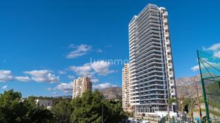 Appartamento in Via Parque. Excepcionales apartamentos con vistas al mar en venta en benidor