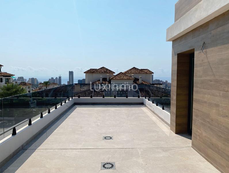 Foto 3c9d2d19-d21a-4453-ba35-3183bd62bf2c. Xalet amb calefacció aparcament piscina a Golf Bahía Finestrat