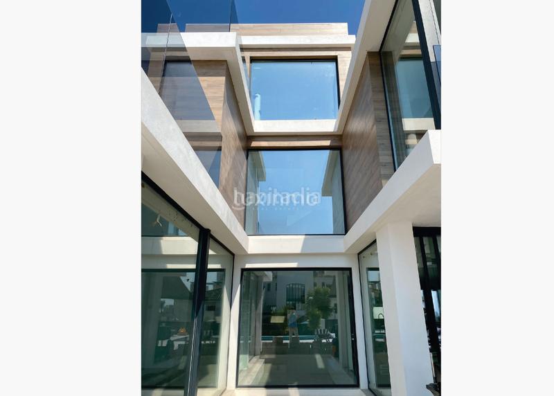 Foto 6971276e-d21e-4f7a-88b2-d0e9bc987067. Xalet amb calefacció aparcament piscina a Golf Bahía Finestrat