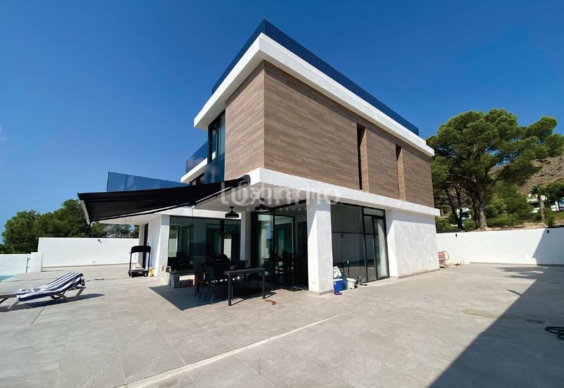 Foto be326946-831e-456d-ab9d-8d83872a6bc9. Xalet amb calefacció aparcament piscina a Golf Bahía Finestrat