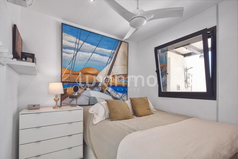 Foto 2820d7d4-cb04-4d79-bbc0-9ae5ed7b435d. Attico con parcheggio piscina in Cala Vedella-Cala Tarida Sant Josep de sa Talaia