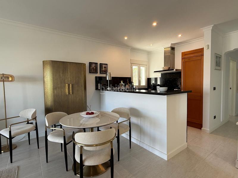 Foto f3ea756b-de67-41f5-b210-fb1e76ac23a7. Etagenwohnung mit parking pool in La Fustera Benissa