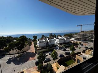 Pis a Platja de Torres. Apartamento con vistas al mar en villajoyosa con 3 camas, terraz