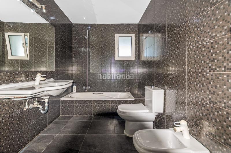 Foto 27a452f1-d706-46a8-90be-51597725a1d8. Chalet with parking pool in Sierra Helada Benidorm