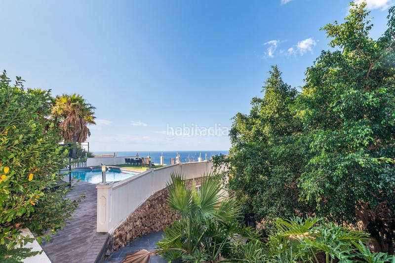 Foto 537082fb-3d7b-4809-9751-d0562f52b671. Chalet with parking pool in Sierra Helada Benidorm