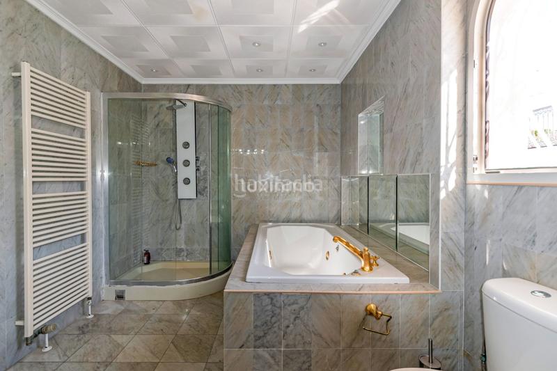 Foto d70306a0-7778-4715-97fb-1d086a7a90d5. Chalet with parking pool in Sierra Helada Benidorm