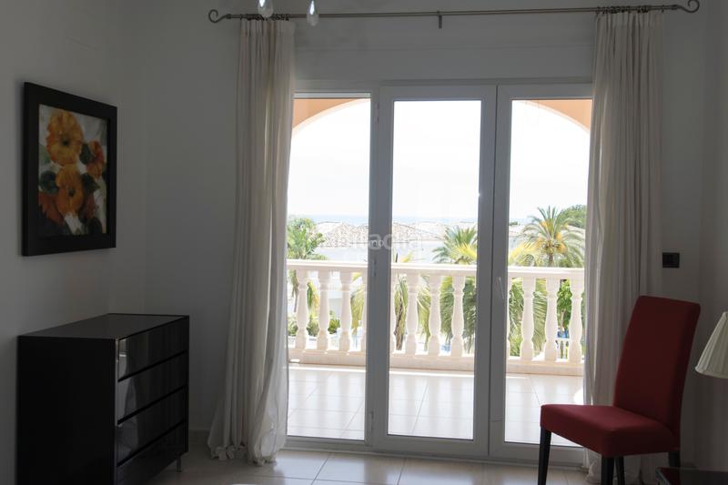 Foto cff9c589-3746-4bba-a1e5-ea2722f66618. Etagenwohnung mit pool in La Fustera Benissa