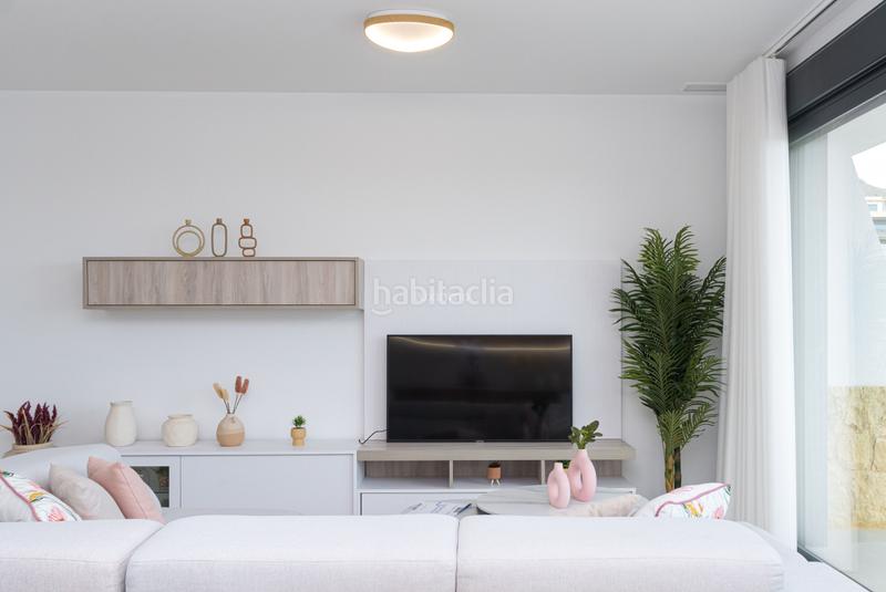 Foto b68c2884-5e62-4ffa-a53d-38c4093ddc11. Ground floor with heating pool in balcón de Finestrat-terra marina Finestrat