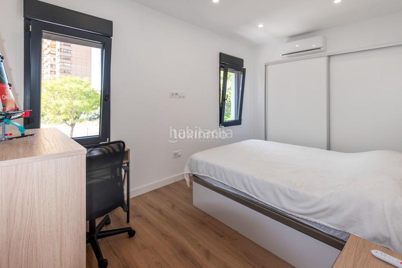 Foto a14c47bf-e37f-4934-8fd2-55c2589ac724. Duplex avec chauffage piscine dans Playa Poniente Benidorm