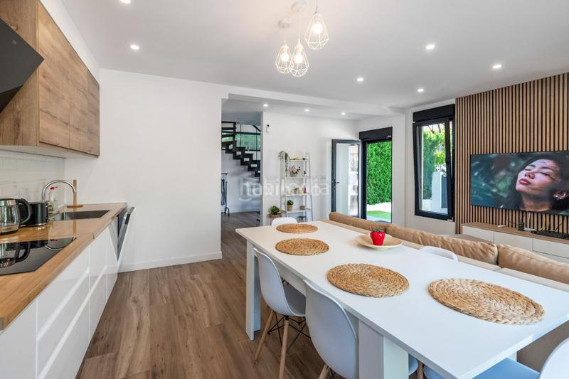 Foto f9ca5d2e-bfd4-4218-b3ac-4758797a518b. Duplex avec chauffage piscine dans Playa Poniente Benidorm