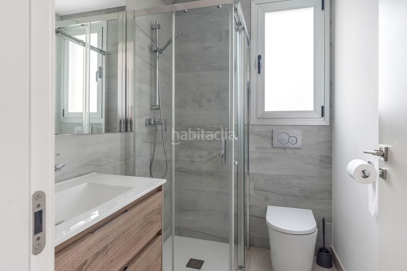 Foto 46e66f53-fdf3-402b-a8d6-b27ef50e083d. Duplex con piscina in balcón de Finestrat-terra marina Finestrat