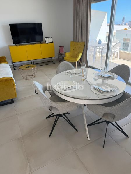 Foto e760b275-bf54-489b-b873-3c9a5a9a5228. Duplex con piscina in balcón de Finestrat-terra marina Finestrat
