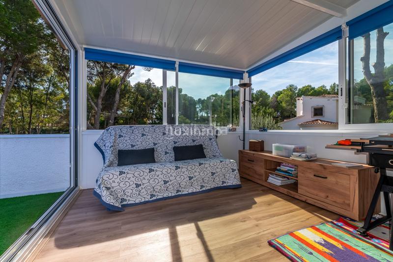 Foto 7f047025-acbf-4b8d-bb0c-b720fccdce3e. Chalet villa con piscina privada en venta en Mascarat Altea