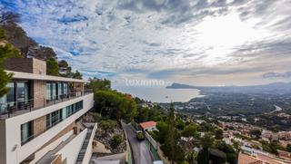 Chalet in Altea Hills. Villa moderna en altea hills con vistas al mar