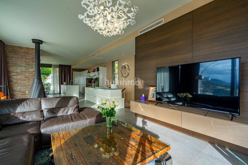 Foto 46fb8695-d0be-4ea9-b183-778acbe94a97. Chalet villa moderna hills con vistas al mar en Altea hills Altea