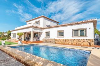 Chalet à Carrió - La Merced - Los Pinos. Encantadora casa independiente mediterránea en cometacarrió, cal