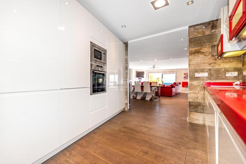 Foto 0e90de8c-4665-48db-a545-c786542734d4. Pis amb calefacció piscina a Mascarat Altea